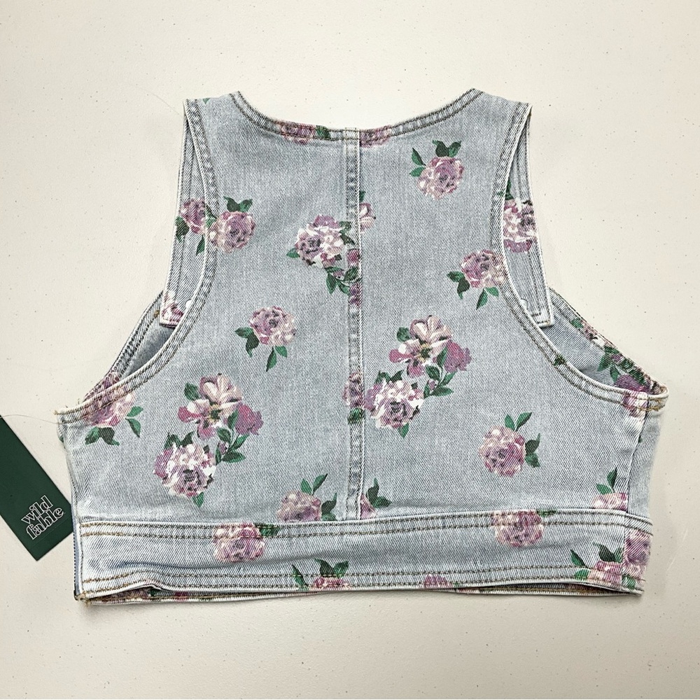 Women's Cropped Denim Vest - Picture 4 of 6